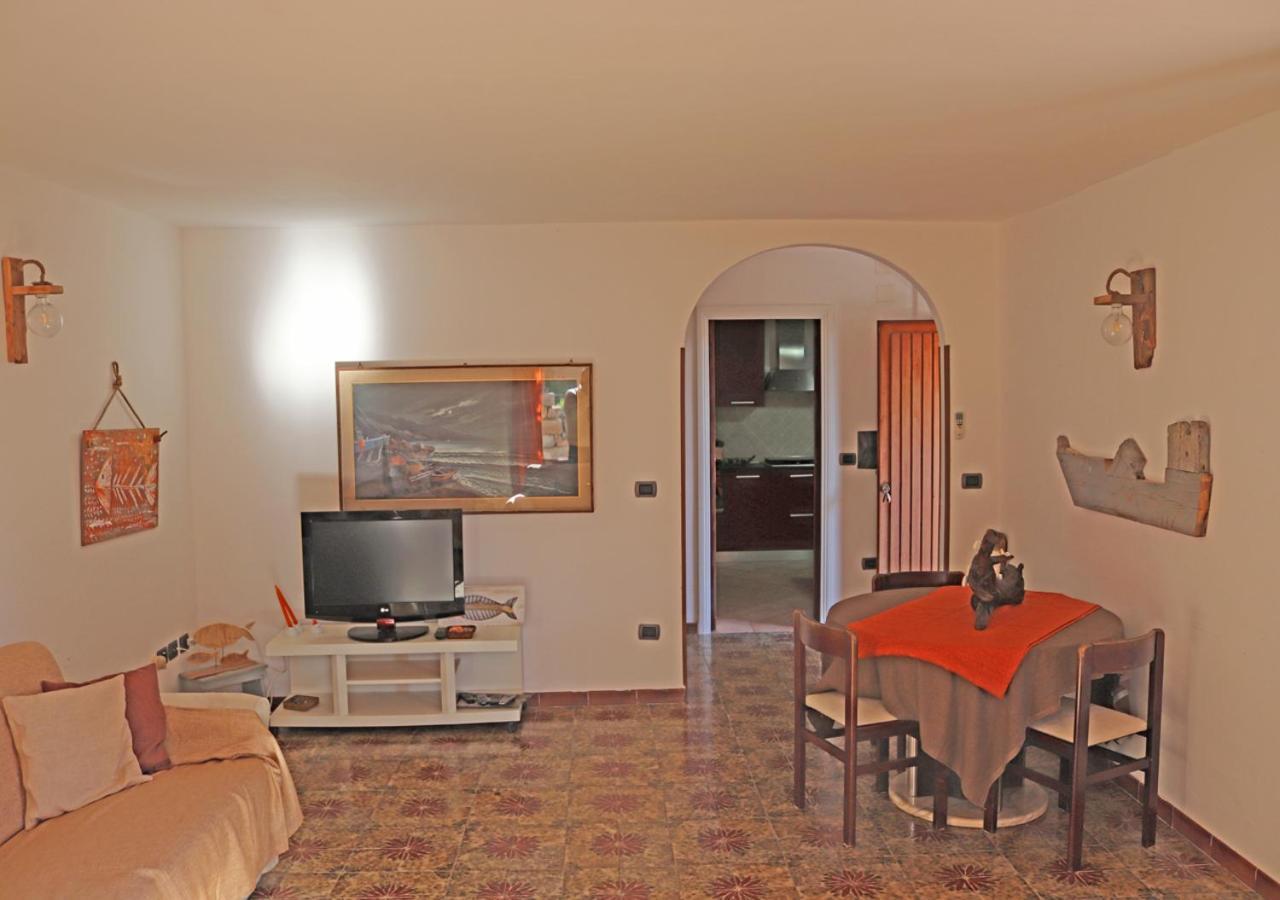 Leli Appartement La Maddalena  Buitenkant foto